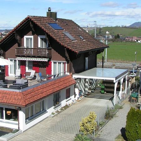 Pension Chalet Charme Siebnen Exteriör bild