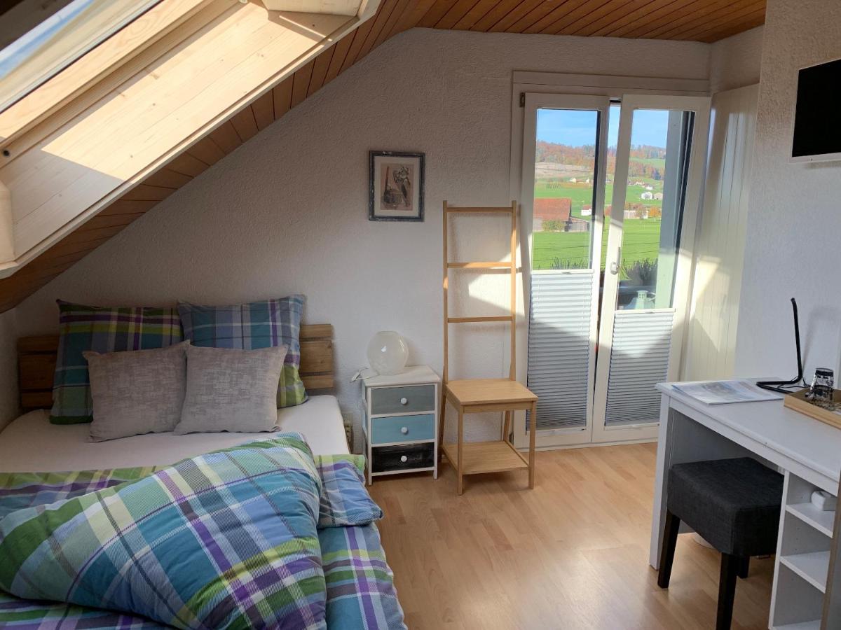 Pension Chalet Charme Siebnen Exteriör bild