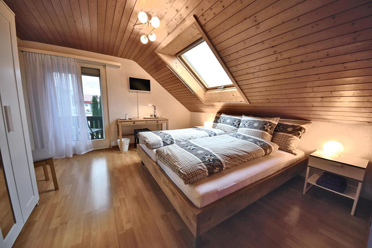 Pension Chalet Charme Siebnen Exteriör bild